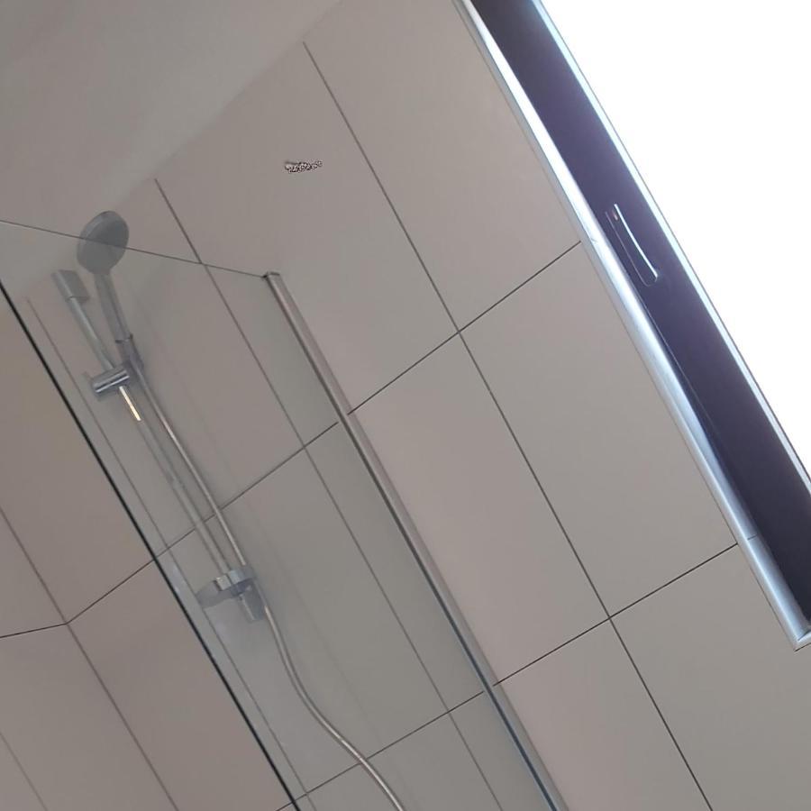 Apartment Iva Njivice Eksteriør billede